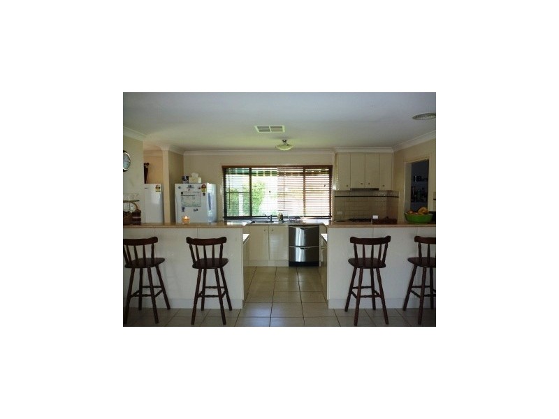 19 Yanko Crescent, Bourkelands NSW 2650