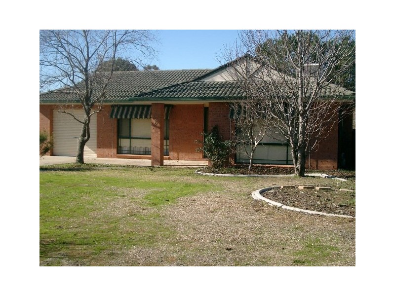 8 Juniper Place, Forest Hill NSW 2651