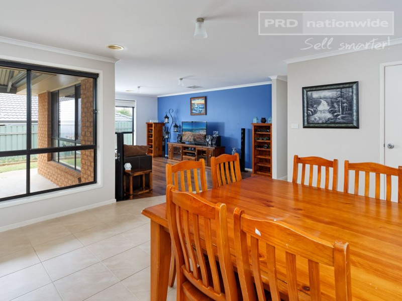 3 Teak Close, Forest Hill NSW 2651