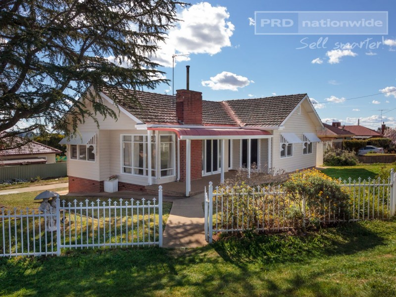 76 Mitchelmore Street, Turvey Park NSW 2650