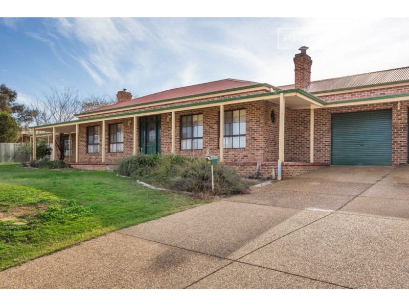 28 Budawang Place, Tatton NSW 2650