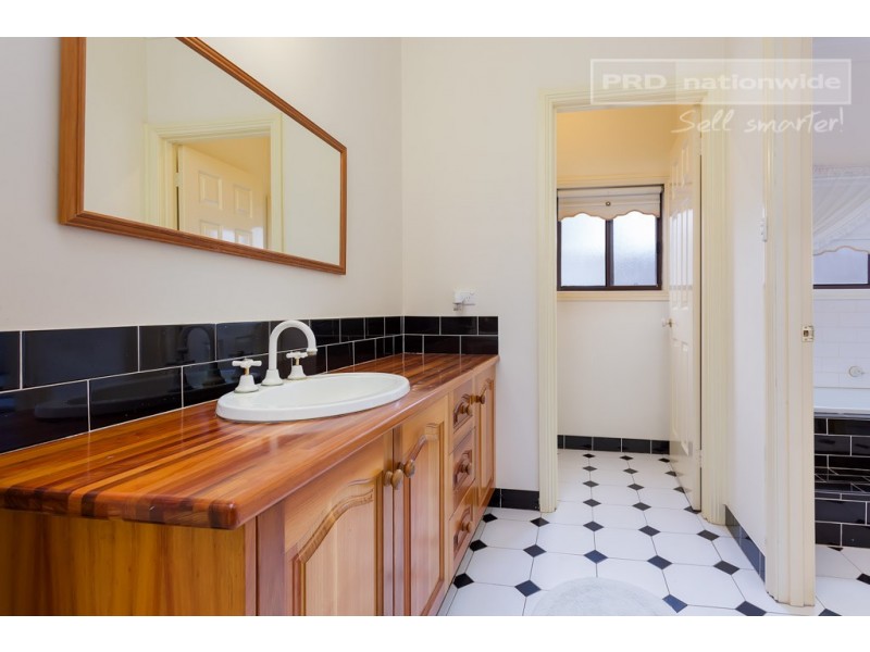 28 Budawang Place, Tatton NSW 2650