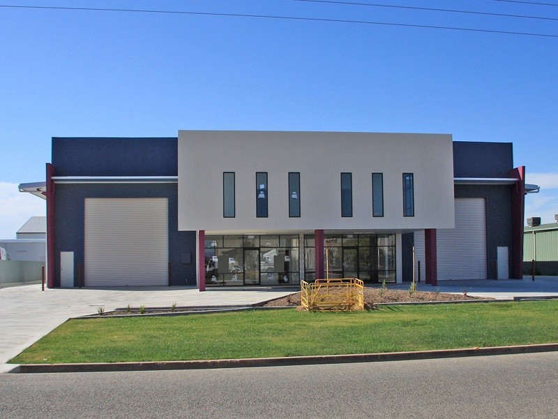 297 Copland Street, Wagga Wagga NSW 2650