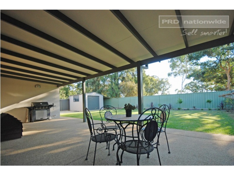 10 Adjin Street, Mount Austin NSW 2650