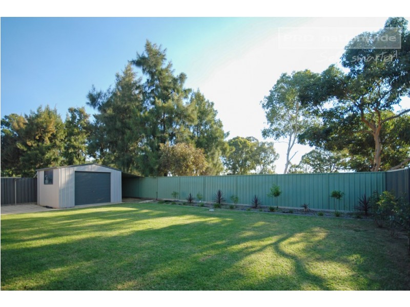 10 Adjin Street, Mount Austin NSW 2650