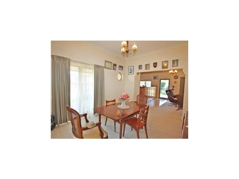 7 Hovea Place, Springvale NSW 2650