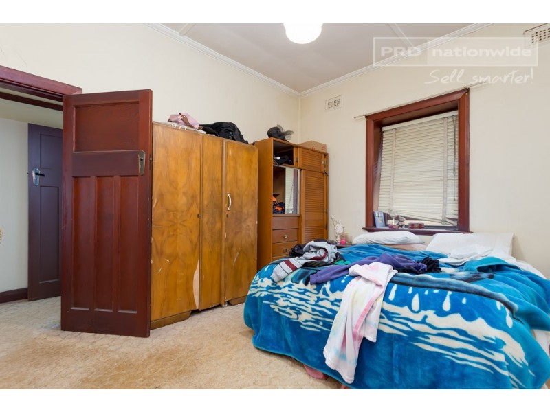 13 Gormly Avenue, Wagga Wagga NSW 2650