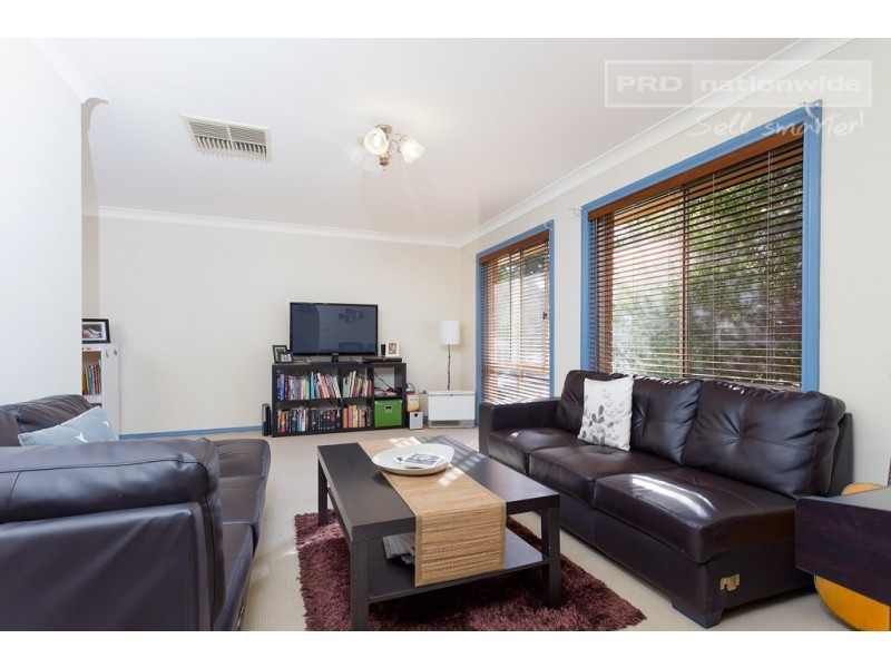 31 Berembee Street, Bourkelands NSW 2650