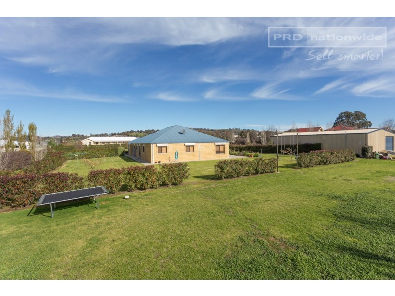 6 Hovea Place, Wagga Wagga NSW 2650