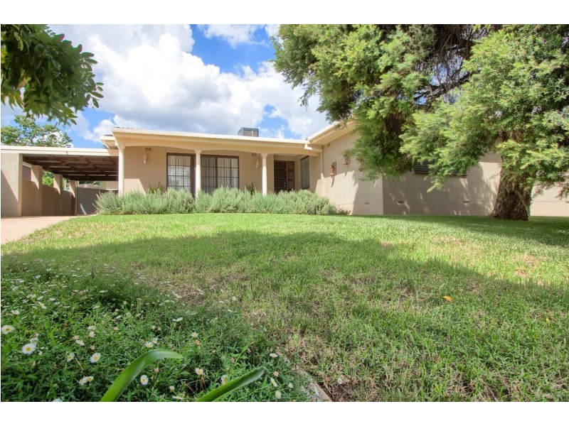 5 Buchhorn Street, Tolland NSW 2650