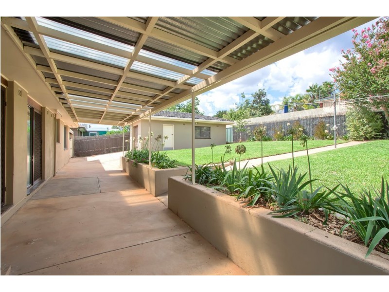 5 Buchhorn Street, Tolland NSW 2650