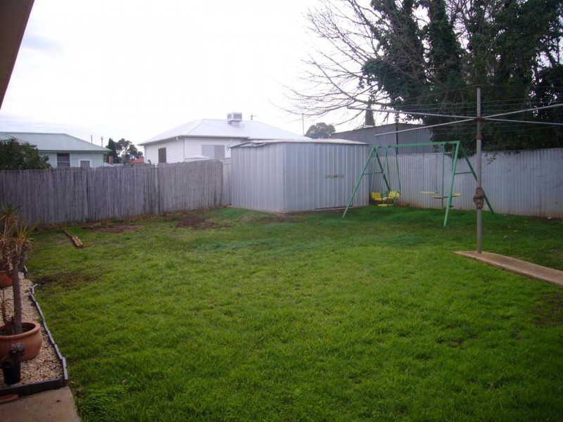 15 Beltana Avenue, Mount Austin NSW 2650