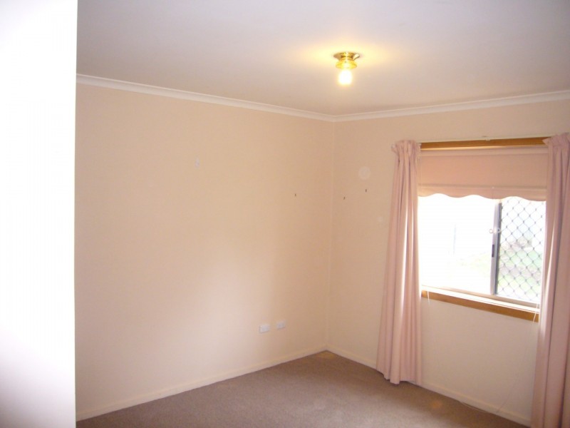 15 Beltana Avenue, Mount Austin NSW 2650