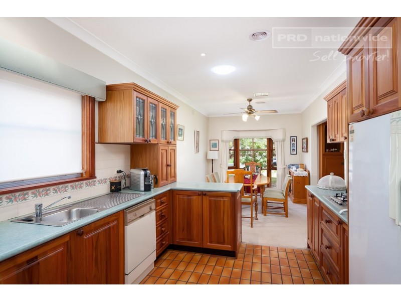 9 Alexander Street, Ashmont NSW 2650