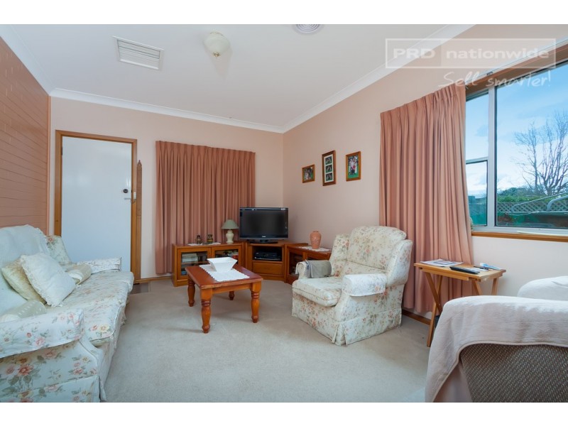 9 Alexander Street, Ashmont NSW 2650