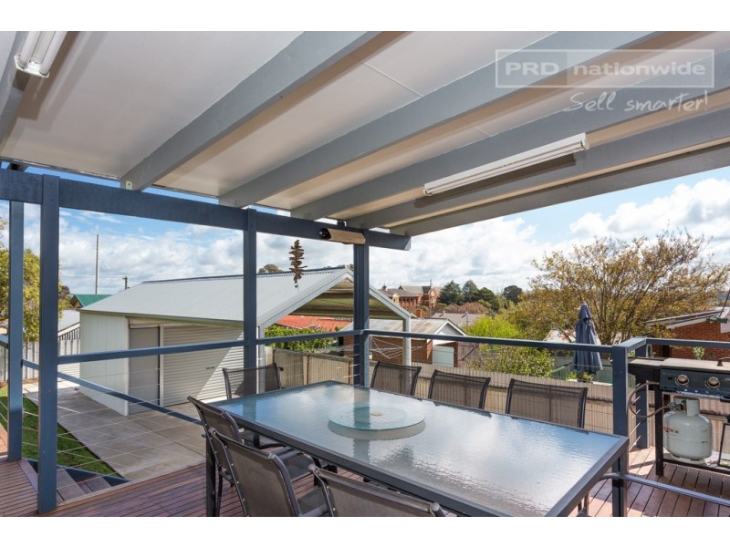 32 Macleay Street, Turvey Park NSW 2650