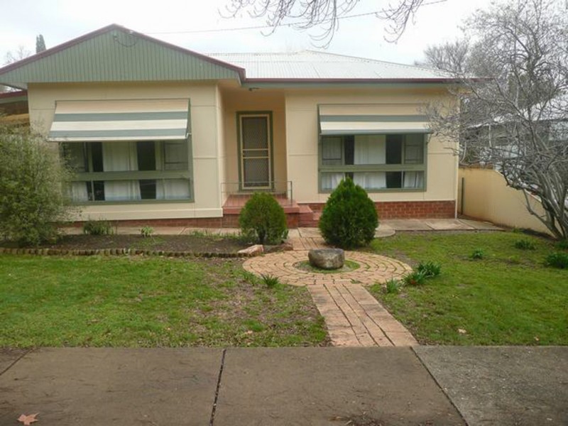 106A Macleay Street, Turvey Park NSW 2650