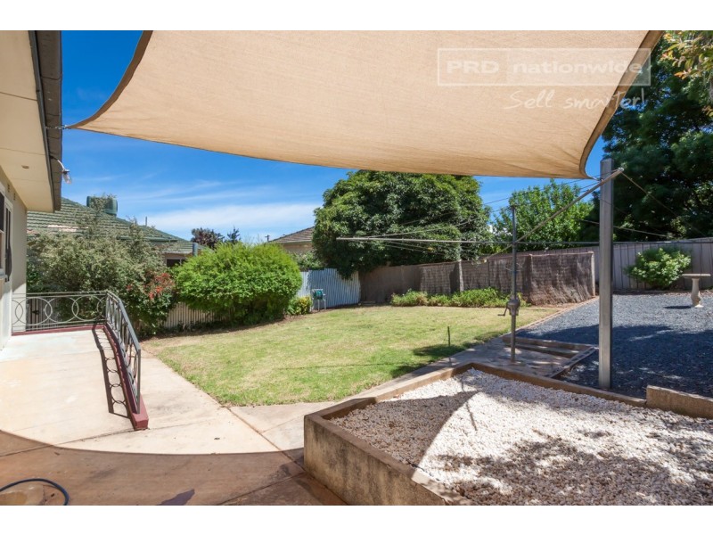 21 Urana Street, Turvey Park NSW 2650