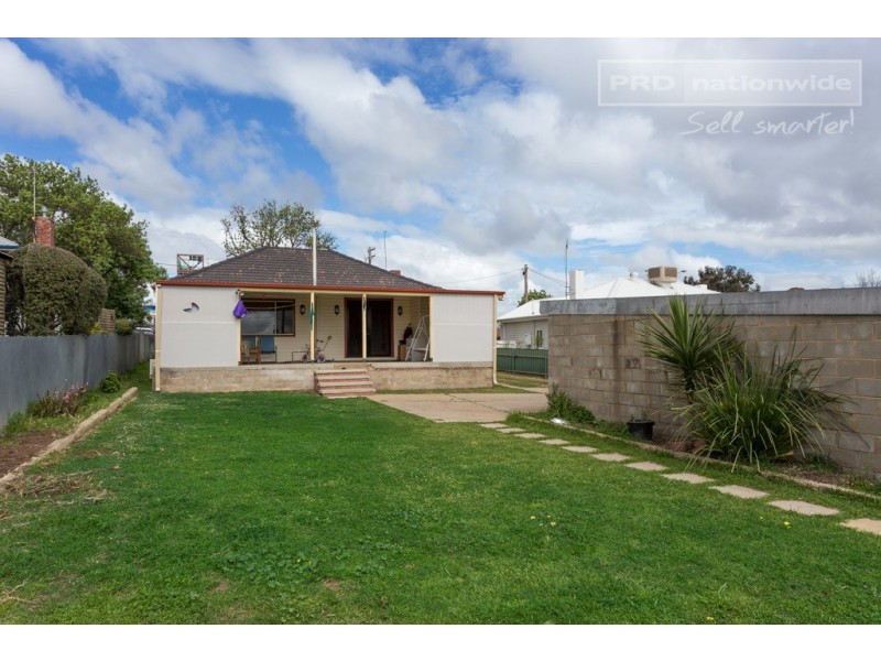 41 Hardy Avenue, Wagga Wagga NSW 2650