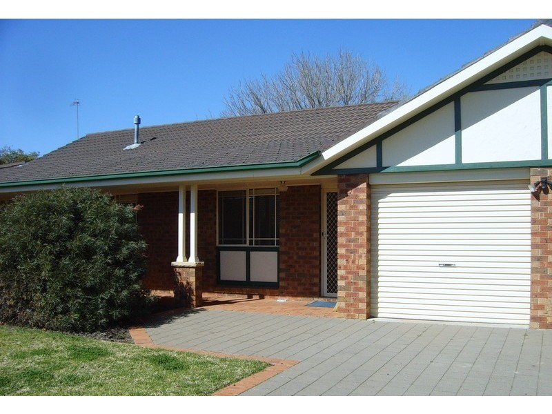 6B Frances Court, Flowerdale NSW 2650