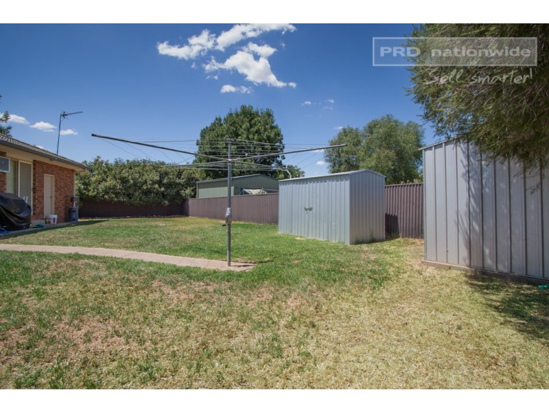 18a Gunn Drive, Estella NSW 2650