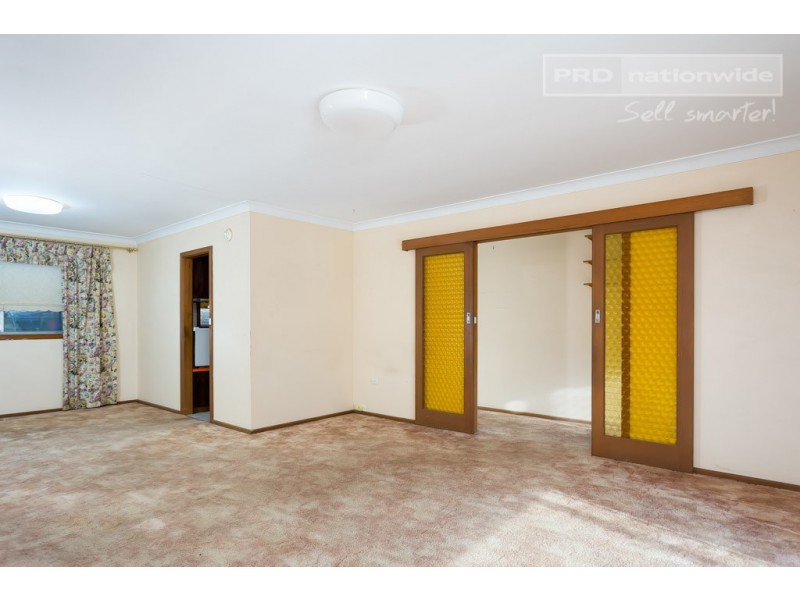 75 Stanley Street, Kooringal NSW 2650