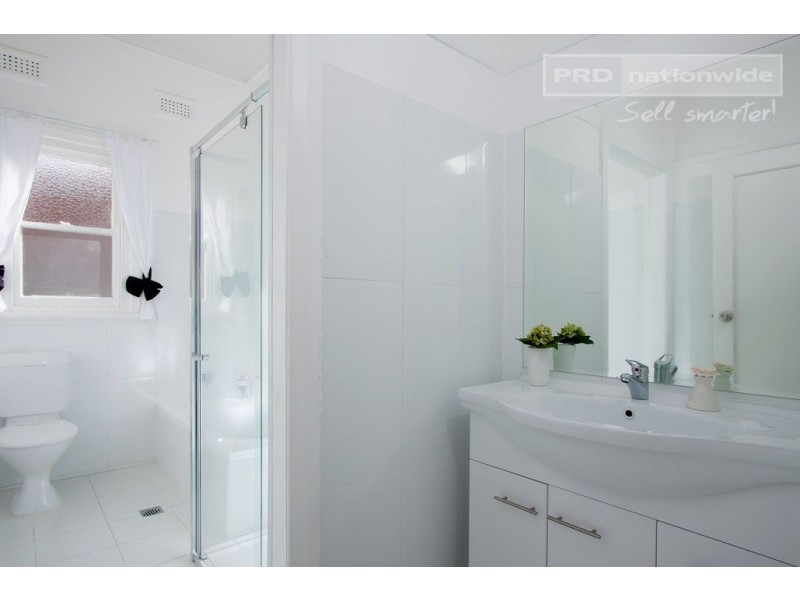 14 Broad Street, Wagga Wagga NSW 2650