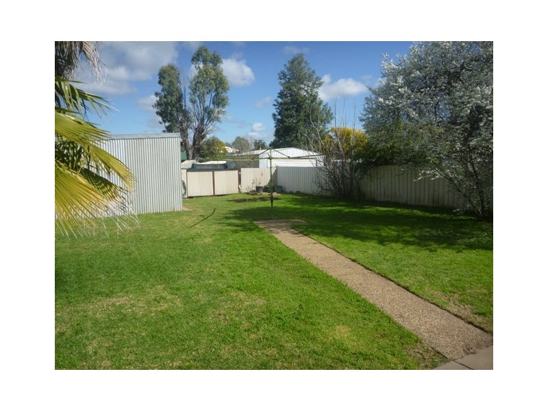 106 Trail Street, Wagga Wagga NSW 2650