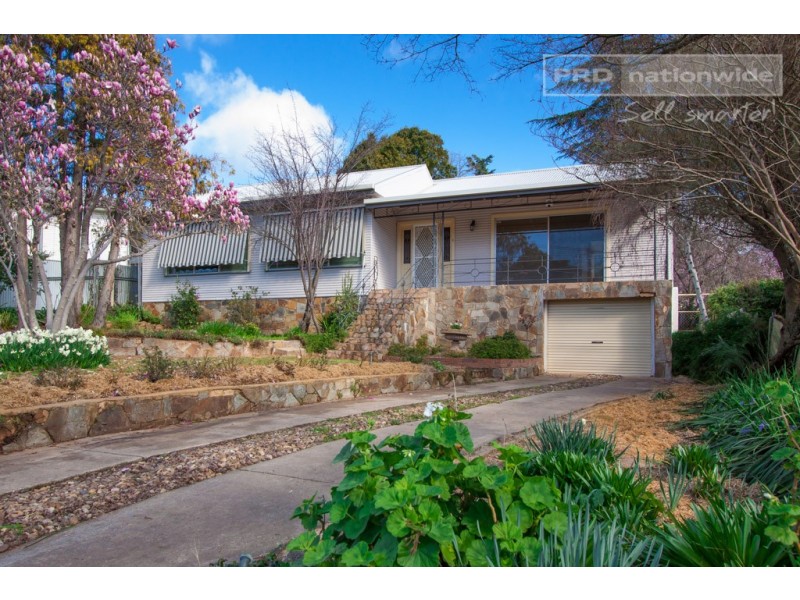 114 Macleay Street, Turvey Park NSW 2650