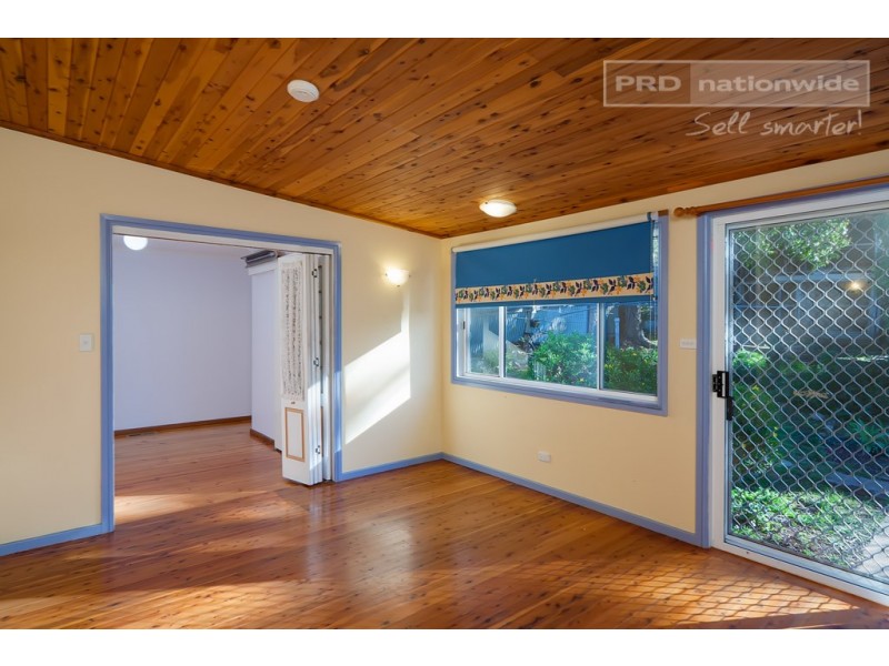 114 Macleay Street, Turvey Park NSW 2650