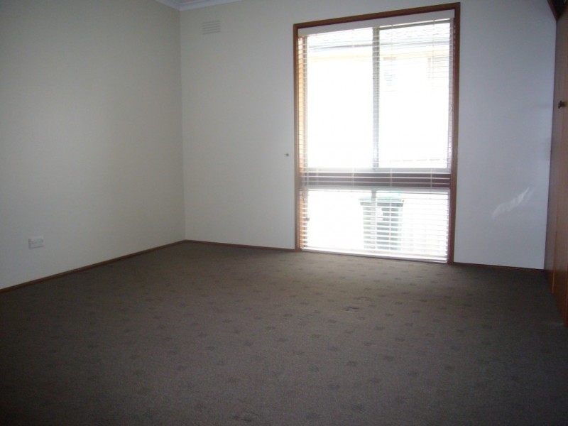 5 Falcon Place, Kooringal NSW 2650