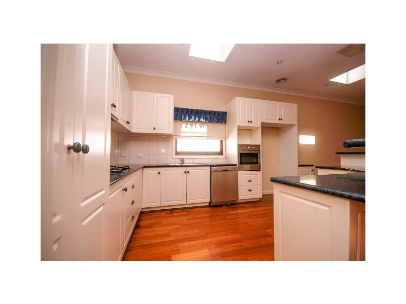 72 Fox Street, Wagga Wagga NSW 2650