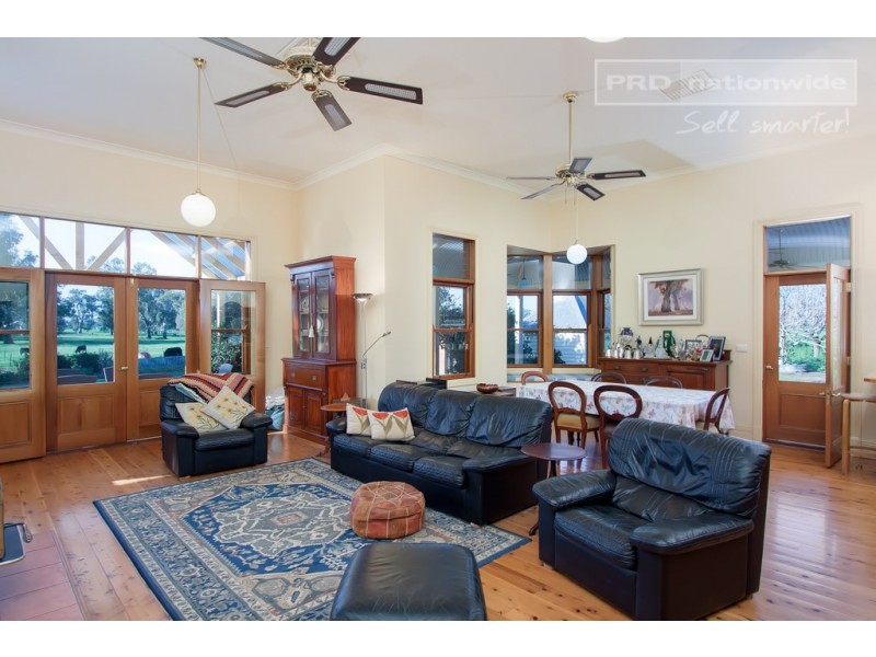 ‘Sarsfield Park’ 2070 Sturt Highway, Wagga Wagga NSW 2650