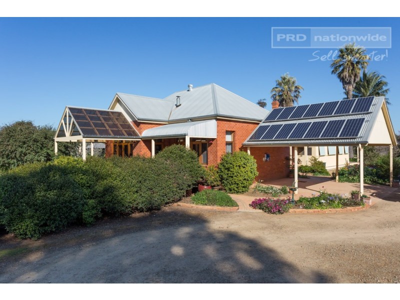 ‘Sarsfield Park’ 2070 Sturt Highway, Wagga Wagga NSW 2650