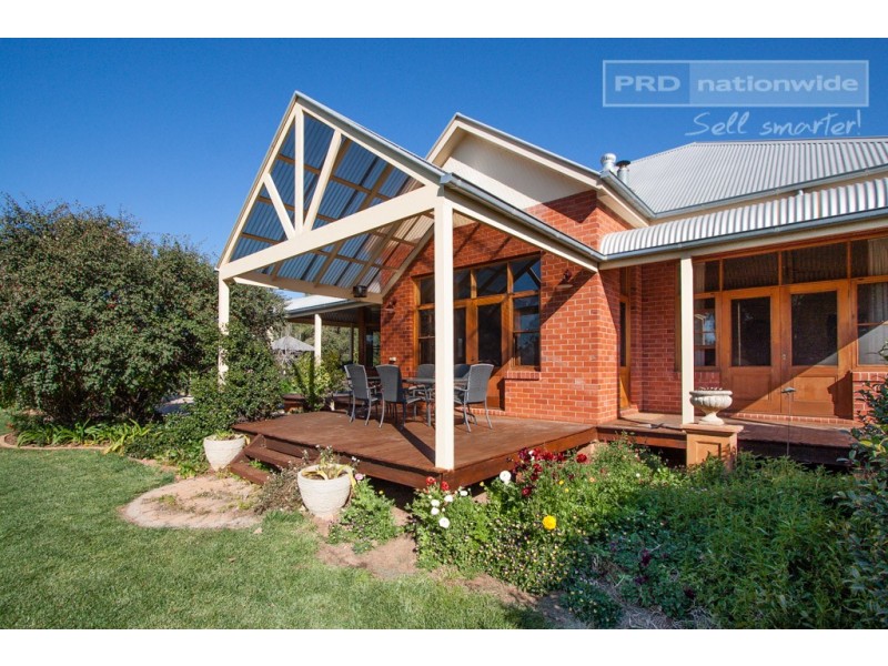 ‘Sarsfield Park’ 2070 Sturt Highway, Wagga Wagga NSW 2650