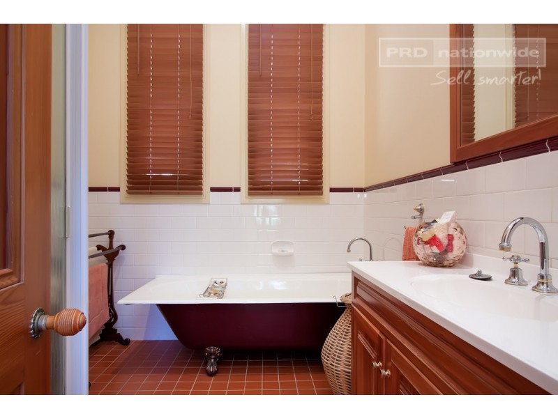 ‘Sarsfield Park’ 2070 Sturt Highway, Wagga Wagga NSW 2650