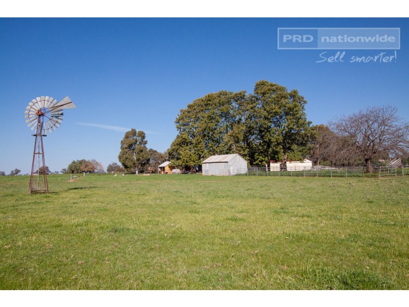 ‘Sarsfield Park’ 2070 Sturt Highway, Wagga Wagga NSW 2650