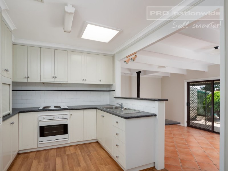 15 Loth Street, Wagga Wagga NSW 2650