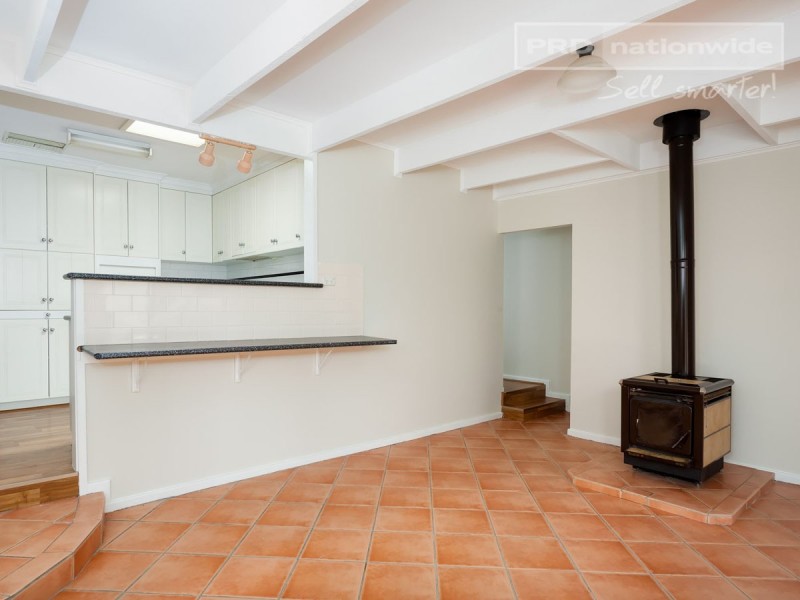 15 Loth Street, Wagga Wagga NSW 2650