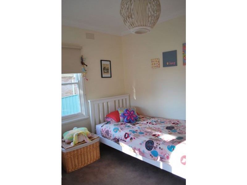76 Mitchelmore Street, Turvey Park NSW 2650
