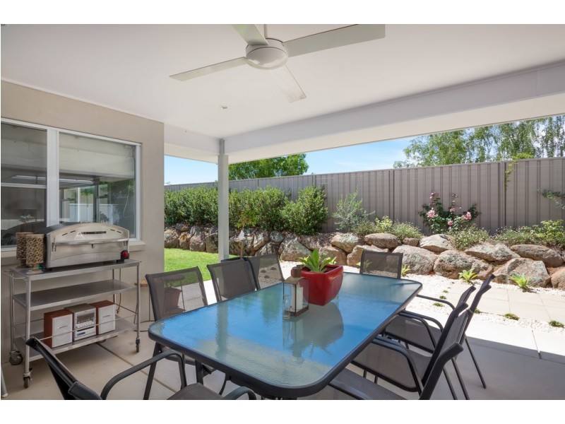 53 Messenger Avenue, Boorooma NSW 2650