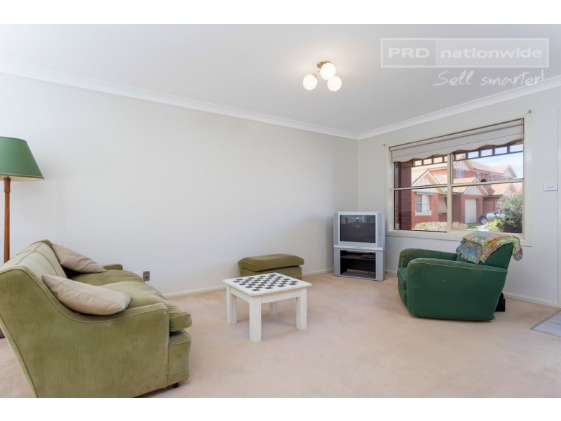 18/11-13 Crampton Street, Wagga Wagga NSW 2650