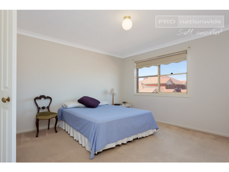 18/11-13 Crampton Street, Wagga Wagga NSW 2650
