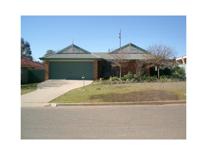6 Boree Avenue, Forest Hill NSW 2651