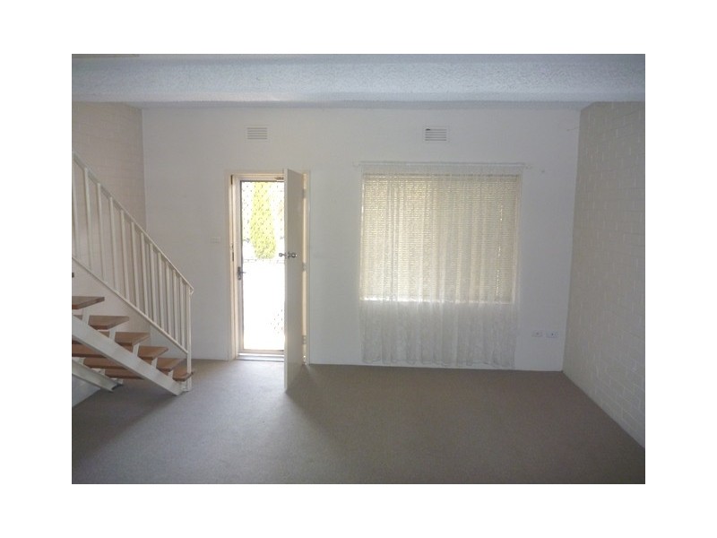 9/23 Day Street, Wagga Wagga NSW 2650