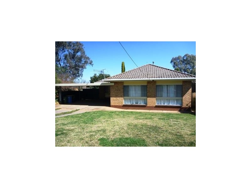 16 Mimosa Drive, Mount Austin NSW 2650