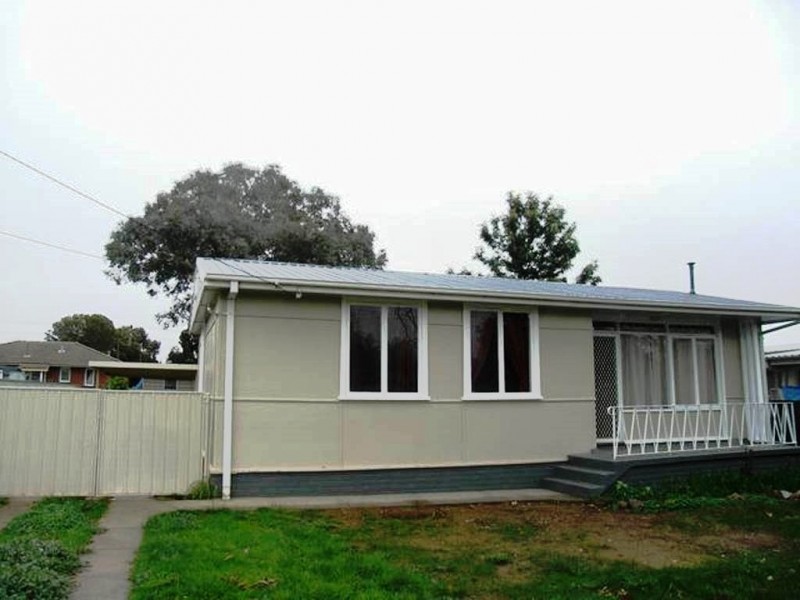 30 Sepik Road, Ashmont NSW 2650