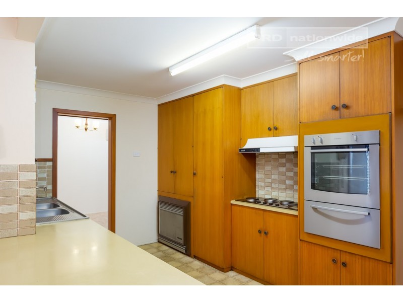 30 Maher Street, Tolland NSW 2650