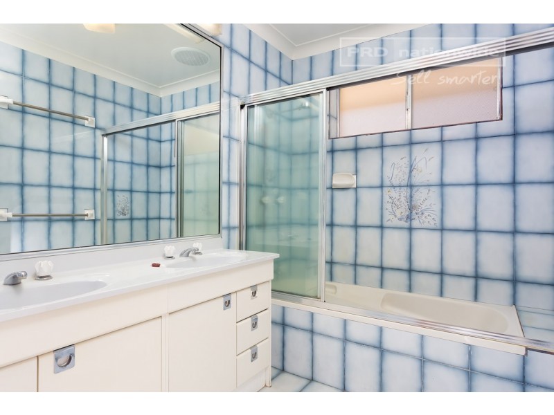 30 Maher Street, Tolland NSW 2650