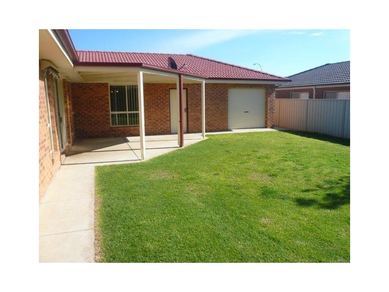 Glenfield Park NSW 2650